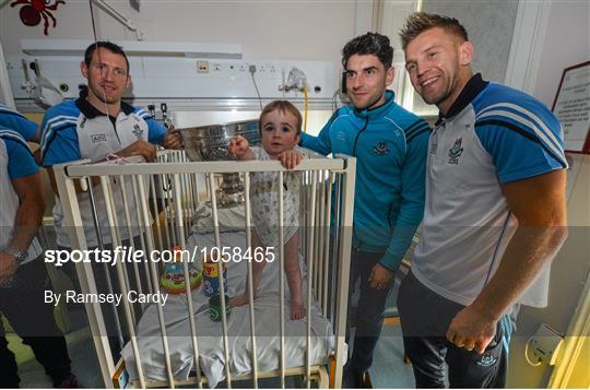 GAA Football All-Ireland Champions Dublin Visit Temple Street Children’s Hospital