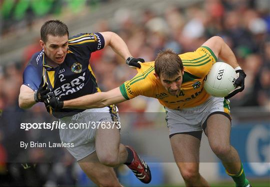 Kerry's Colm Cooper and Michael Burke of Meath - 367052