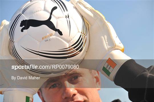 PUMA mark Shay Givens 100th Irish Cap with a Pair of Specially Commissioned 100th Cap Gloves