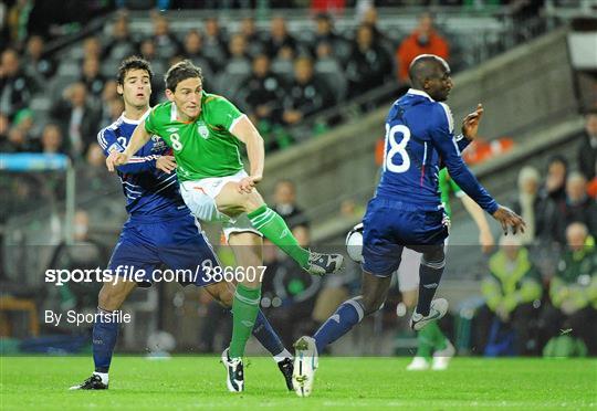 Republic of Ireland v France - FIFA 2010 World Cup Qualifying Play-Off 1st leg