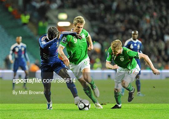 Republic of Ireland v France - FIFA 2010 World Cup Qualifying Play-Off 1st leg Republic of Ireland v France - FIFA 2010 World Cup Qualifying Play-Off 1st leg