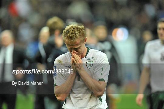 France v Republic of Ireland - FIFA 2010 World Cup Qualifying Play-Off 2nd leg France v Republic of Ireland - FIFA 2010 World Cup Qualifying Play-Off 2nd leg