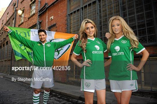 UMBRO Unveils New Republic of Ireland Home Kit 2010