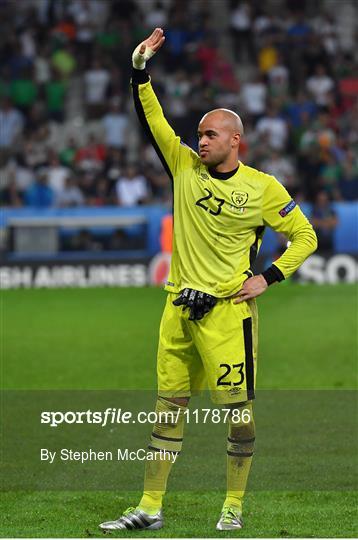 Italy v Republic of Ireland - UEFA Euro 2016 Group E