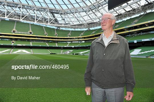 Jack Charlton launches Airtricity campaign Jack Charlton launches Airtricity campaign