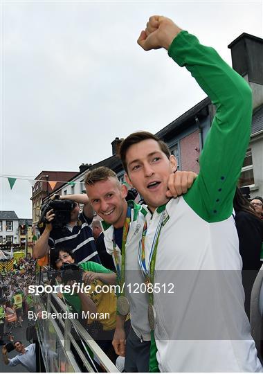Olympic silver medallists Paul and Gary O'Donovan return from Rio 2016
