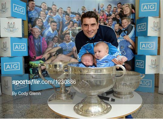 Sam Maguire and Dublin players visit AIG Sam Maguire and Dublin players visit AIG