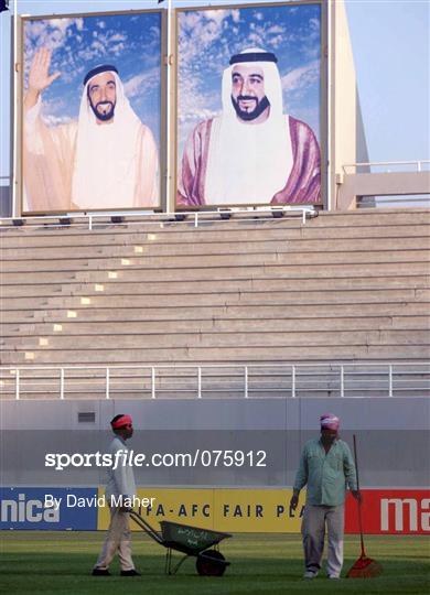 United Arab Emirates v Iran - 2002 FIFA World Cup AFC Qualification Play-Off 2nd Leg