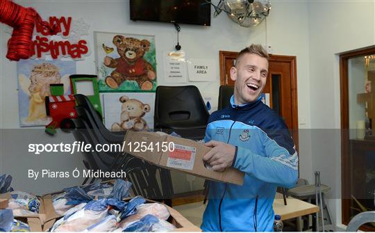 Dublin footballers lend a hand at the Capuchin Day Centre