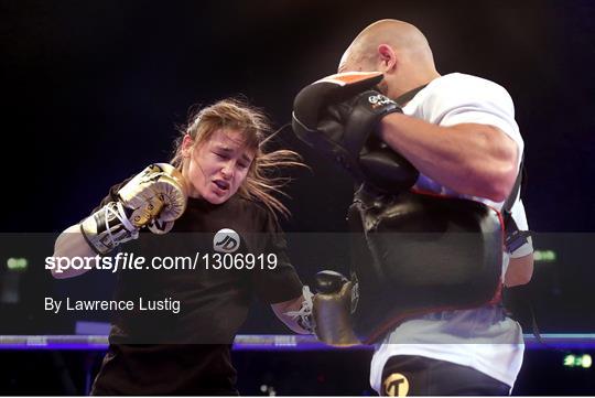 Katie Taylor and Nina Meinke Training Session