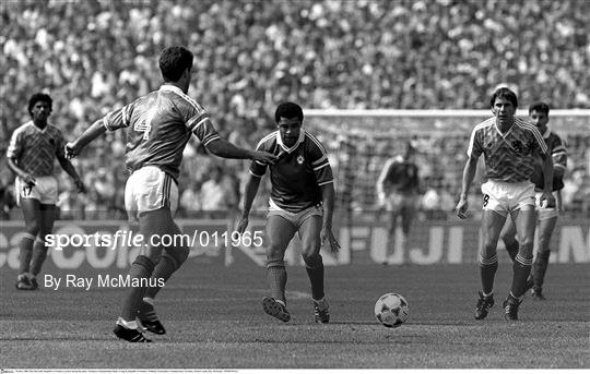 Republic of Ireland v Netherlands - Euro 1988 Group B