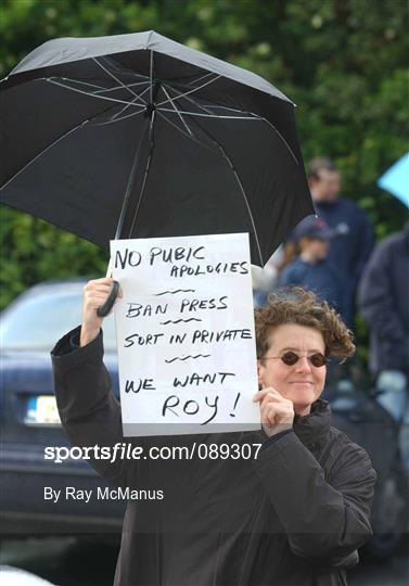 Republic of Ireland Supporters Protest Outside FAI Headquarters