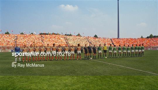 Republic of Ireland v Netherlands - Euro 1988 Group B