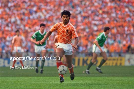 Republic of Ireland v Netherlands - Euro 1988 Group B