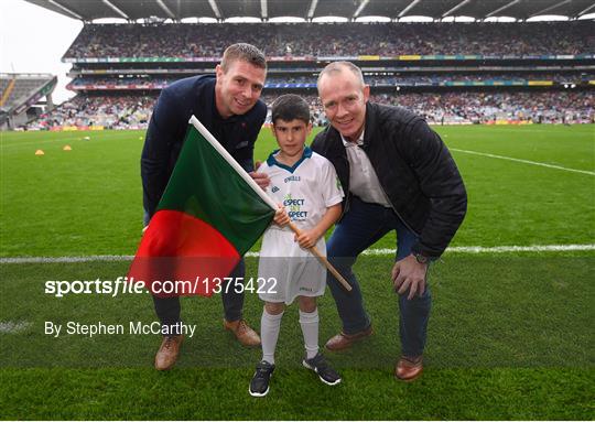 eir Flagbearers at Kerry v Mayo - GAA Football All-Ireland Senior Championship Semi-Final eir Flagbearers at Kerry v Mayo - GAA Football All-Ireland Senior Championship Semi-Final