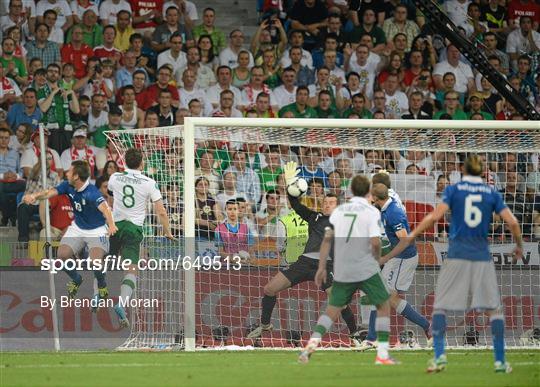 Republic of Ireland v Italy - EURO2012 Group C Republic of Ireland v Italy - EURO2012 Group C