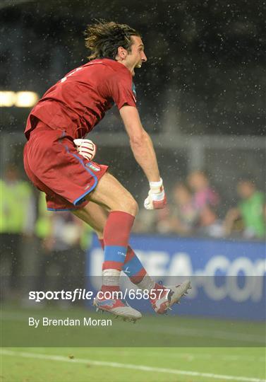 Republic of Ireland v Italy - EURO2012 Group C Republic of Ireland v Italy - EURO2012 Group C