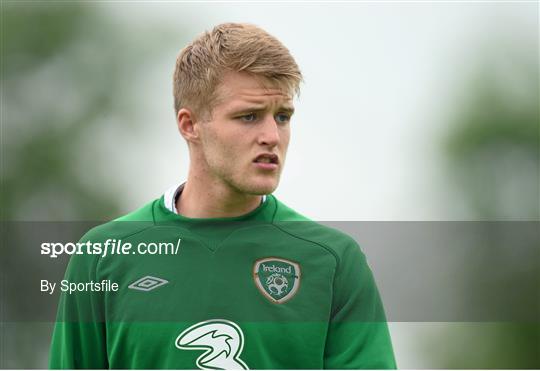 Republic of Ireland v Ireland Colleges Selection - Under-19 Friendly